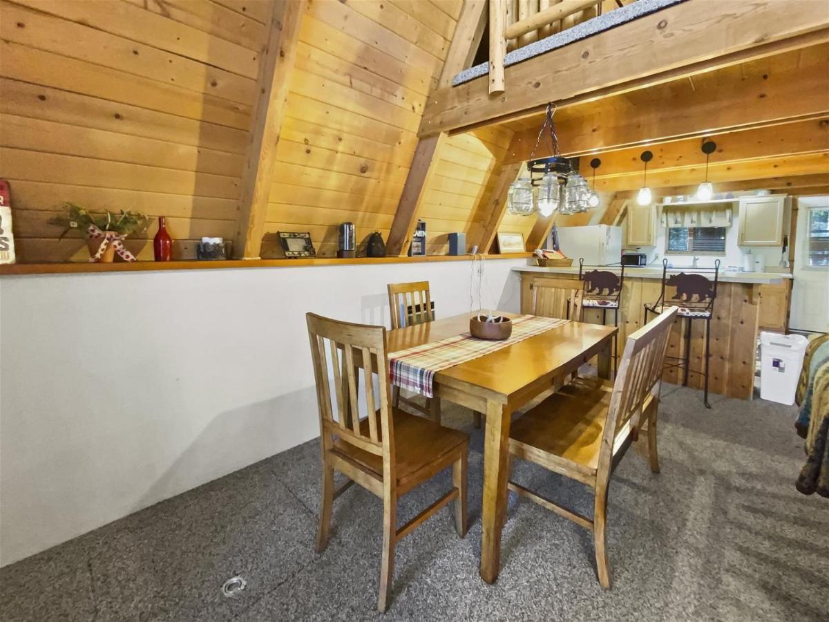 Fireside Cottage Duck Creek Village Exterior photo